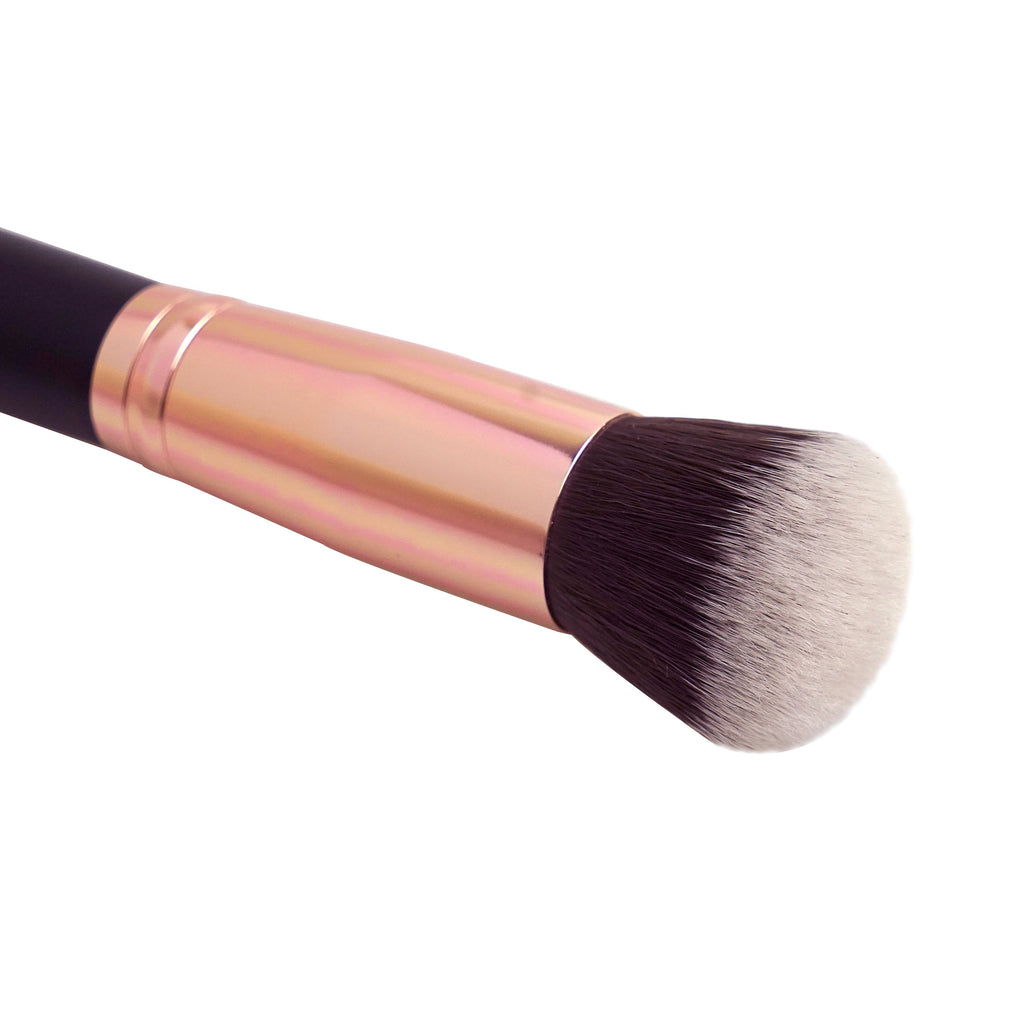 Air Focus Foundation Brush